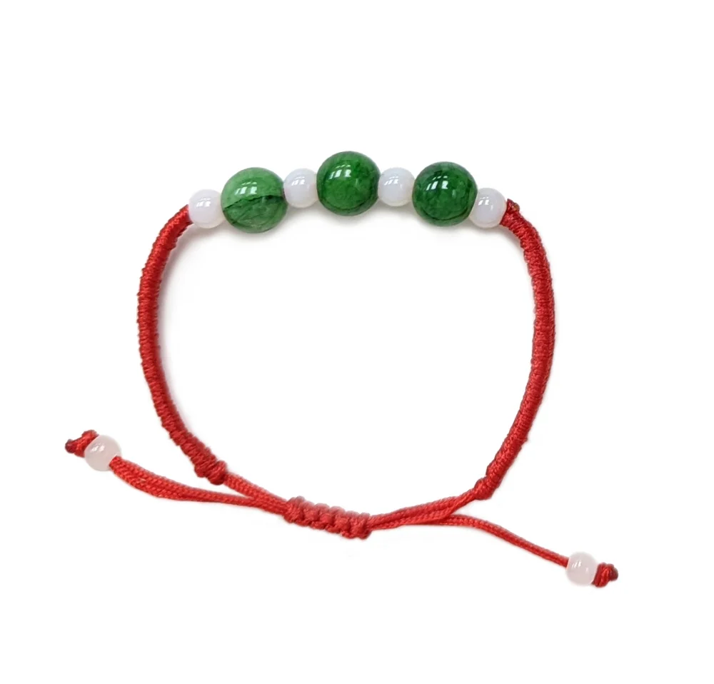 Jade Bracelet with Red Knot - Image 3