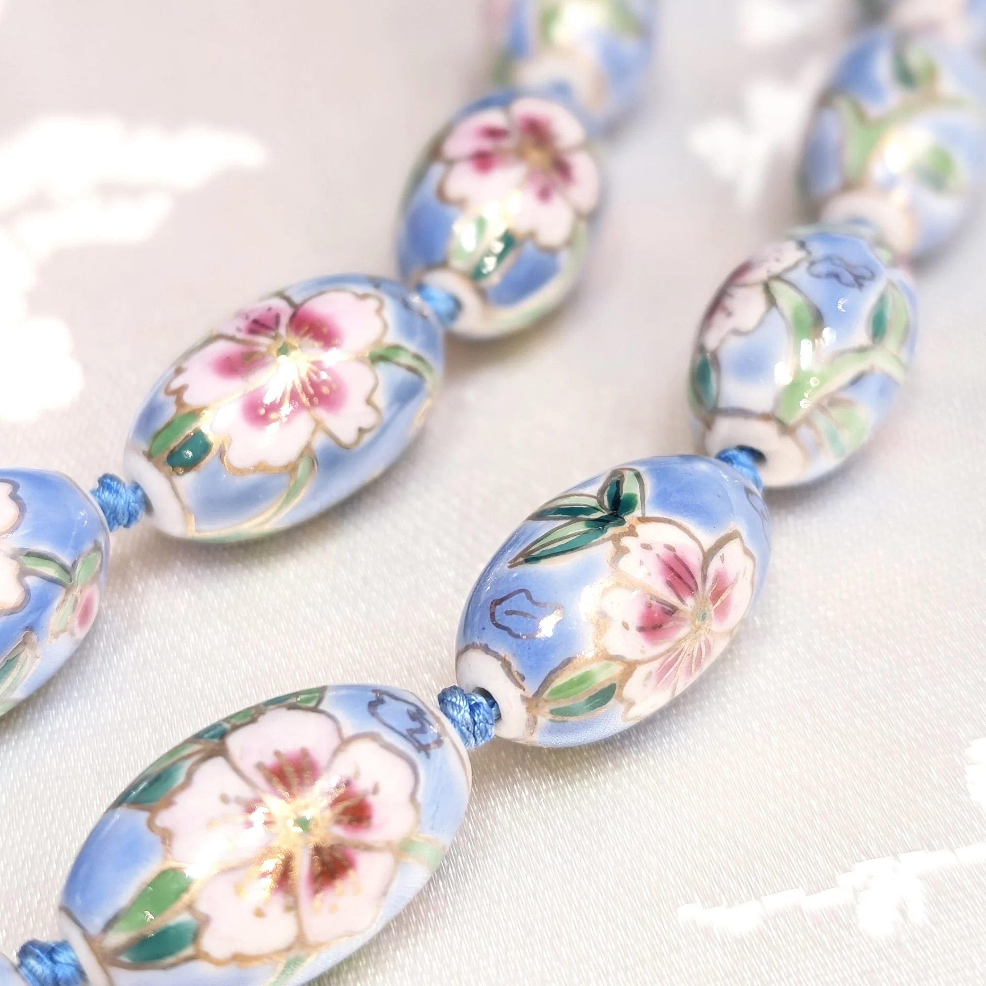 Oval Cloisonne-Design Porcelain Necklace with Lotus Design (Various Colors) - Image 7