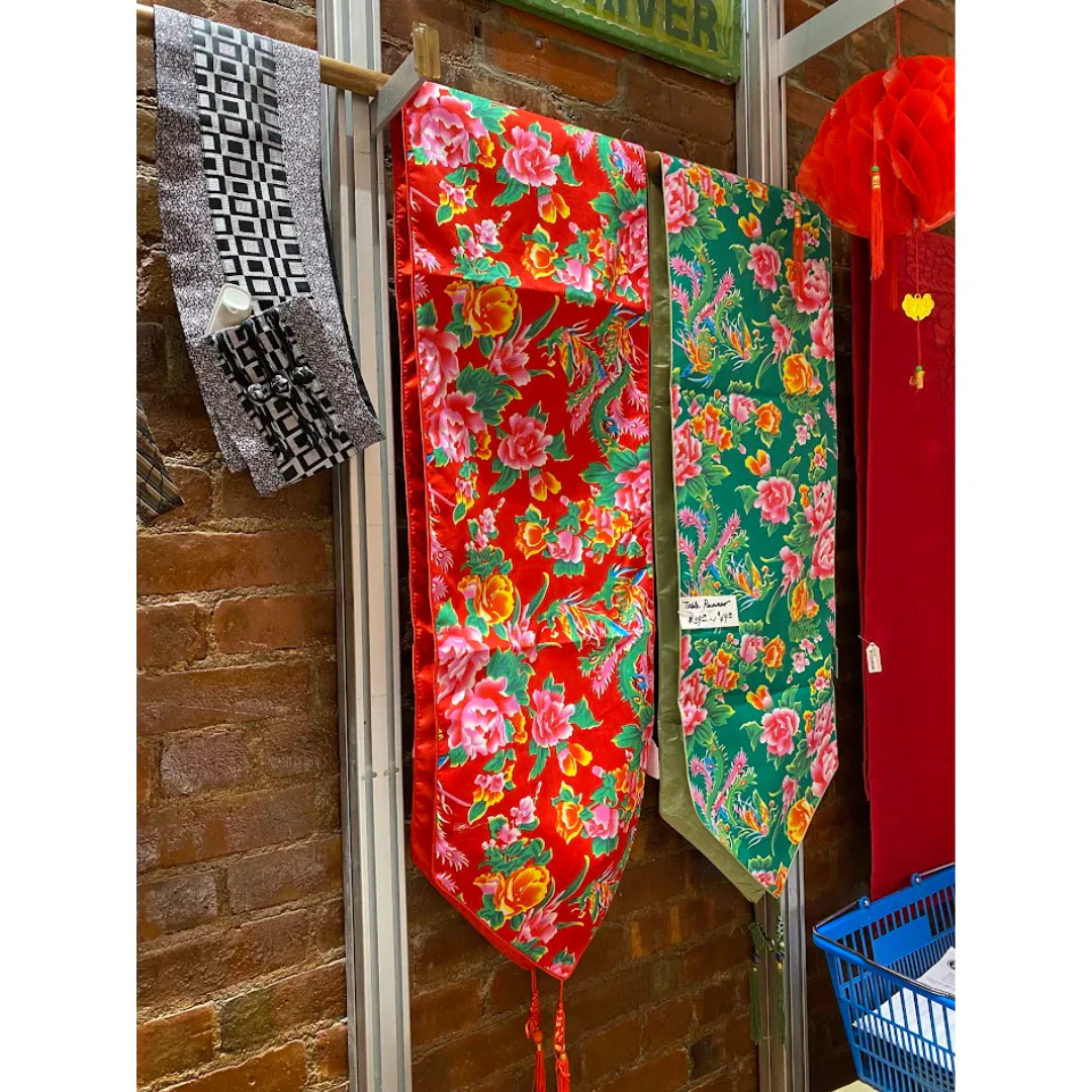 Peony Table Runners - Image 3